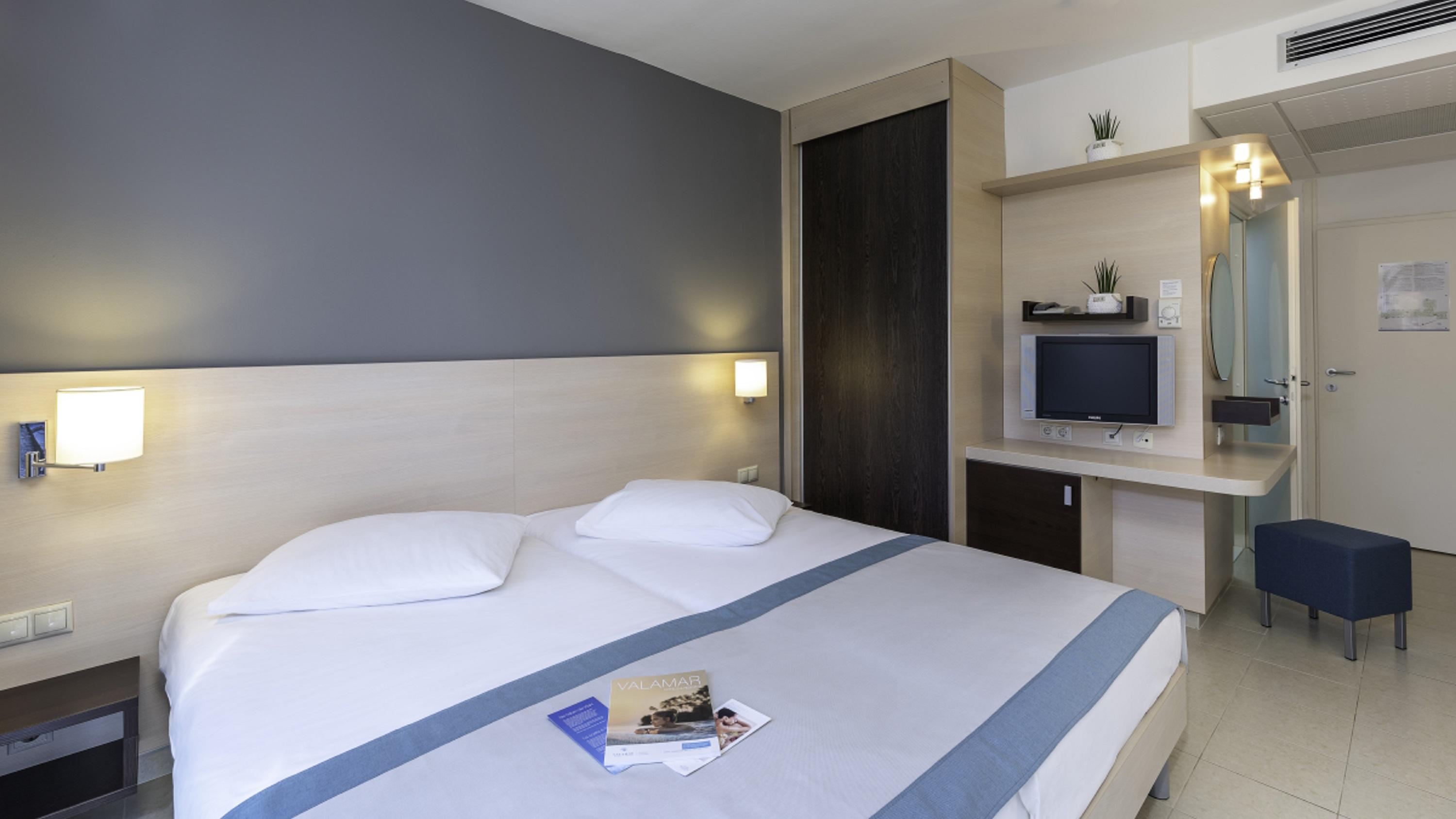 Valamar Pinia 3*