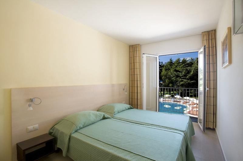 Valamar Pinia 3*